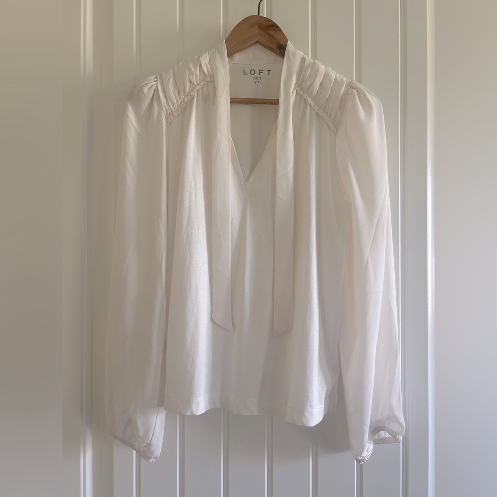 Loft long sleeve cream top NWT
